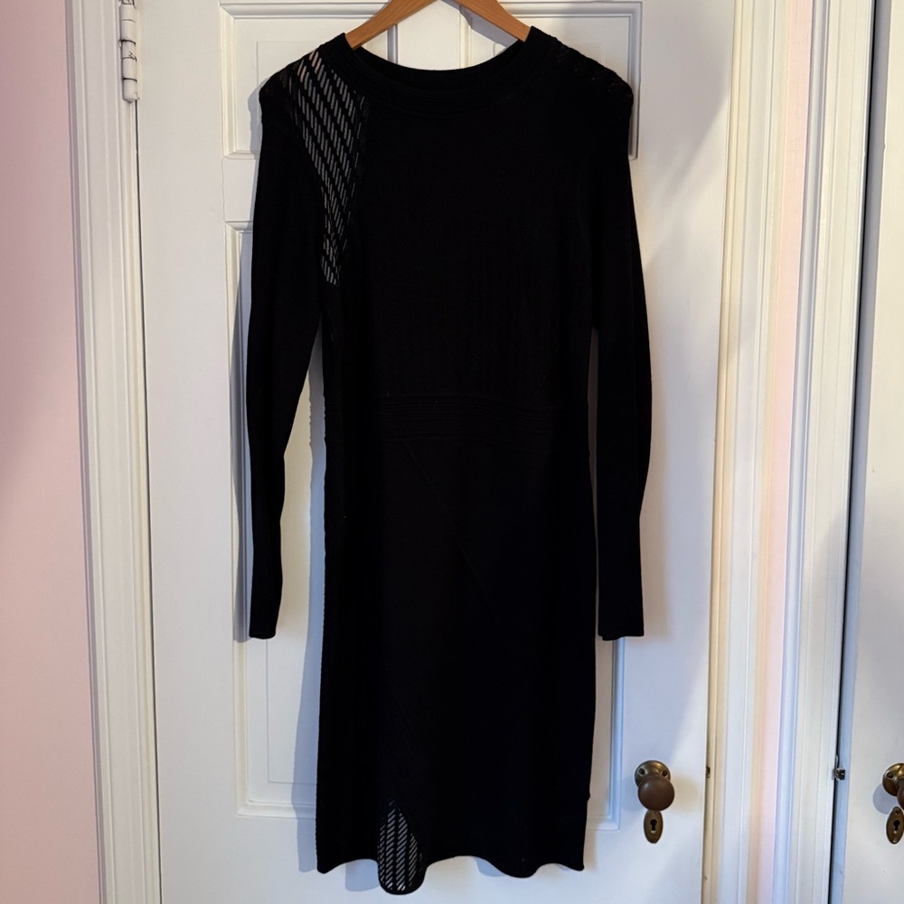 Carlisle Collection Black Long Sleeve Dress Size Medium